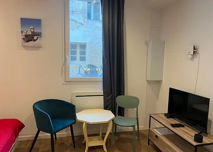 Apartment Rdc Proche Thermes A *